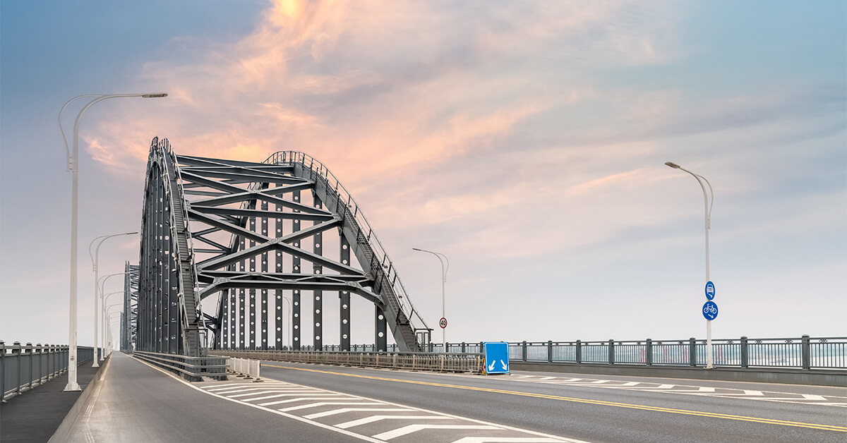 Steel bridges commonly use inorganic zinc for corrosion protection.